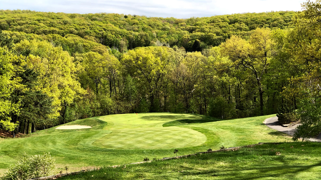 to Pequabuck Golf Club! Pequabuck Golf Club